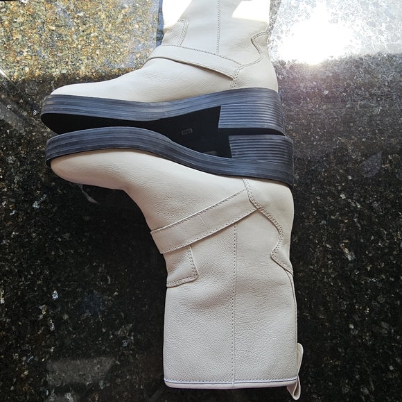 Larroude Women's Hardy Moto Boots Sz 10 - Picture 12 of 13